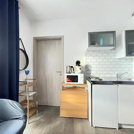 Cozy Compact France Apartment Saint-Louis (Haut-Rhin)