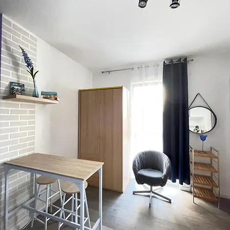 Cozy Compact France Apartment Saint-Louis (Haut-Rhin)