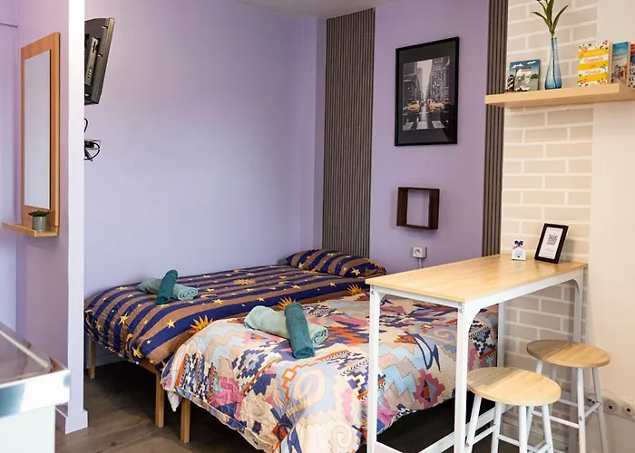 Cozy Compact France Saint-Louis